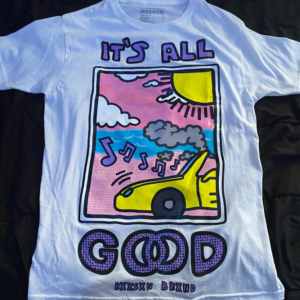Graphic tee